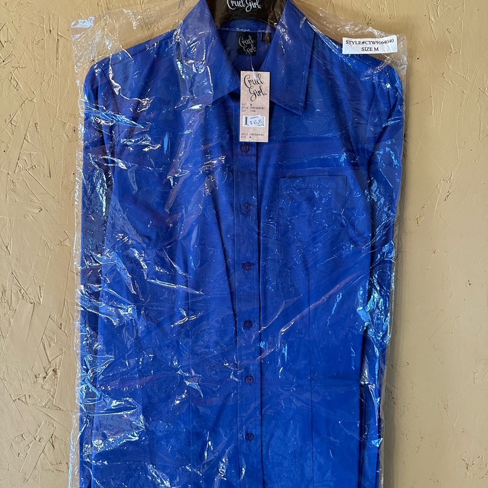 NWT Cruel Girl Button Up Size M